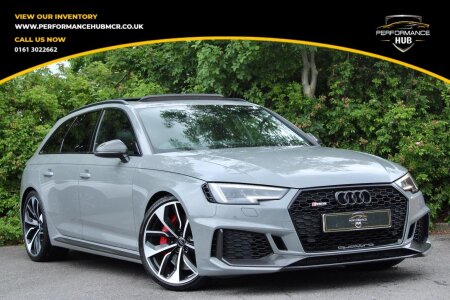 AUDI RS4 AVANT