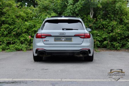 2018 AUDI RS4 AVANT photo 5
