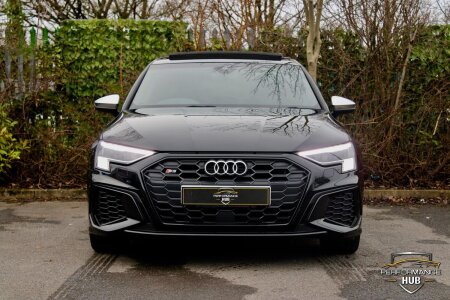 AUDI S3 photo 2