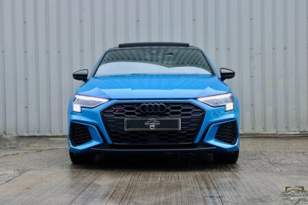 AUDI S3 photo 2