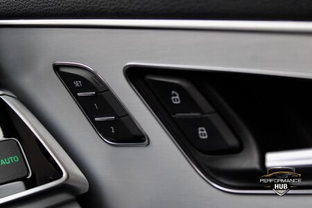 2020 AUDI SQ7 photo 10