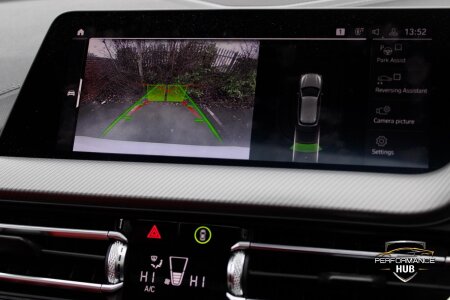 2020 BMW 1 SERIES photo 9