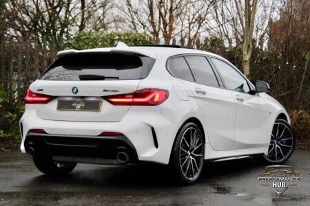 2020 BMW 1 SERIES photo 4