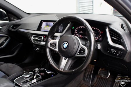 2022 BMW 1 SERIES photo 7