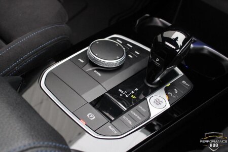 2022 BMW 1 SERIES photo 11
