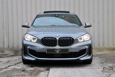 BMW 1 SERIES photo 2