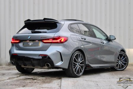 2023 BMW 1 SERIES photo 4