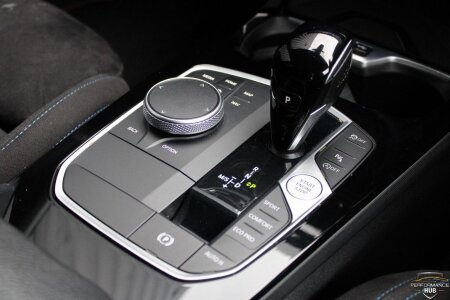 2023 BMW 1 SERIES photo 9