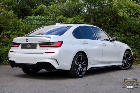 2019 BMW 3 SERIES photo 4