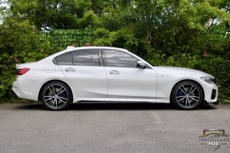 2019 BMW 3 SERIES photo 3