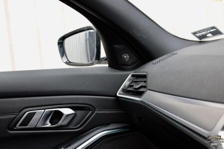 2019 BMW 3 SERIES photo 7