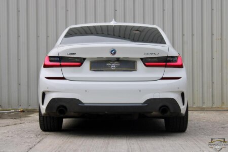 2019 BMW 3 SERIES photo 5