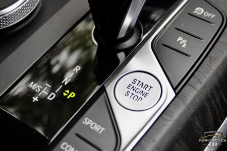 2021 BMW 3 SERIES photo 9