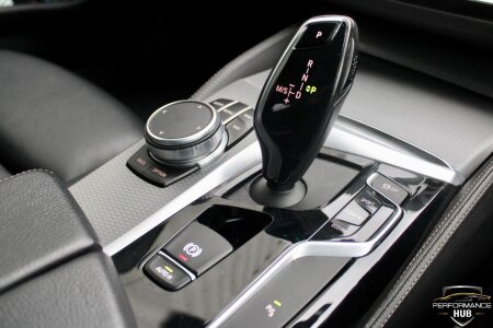 2020 BMW 5 SERIES photo 8