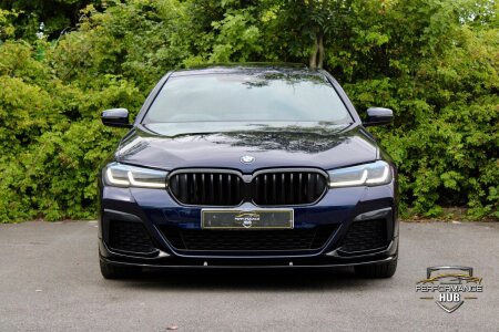 BMW 5 SERIES photo 2