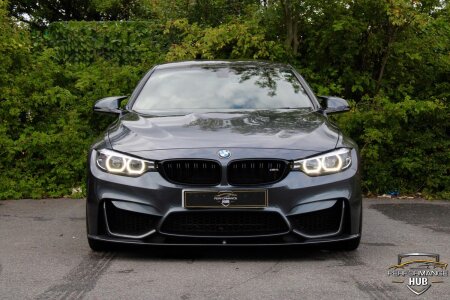 BMW M4 photo 2