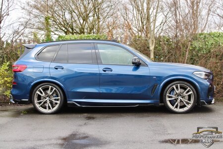 BMW X5 photo 2