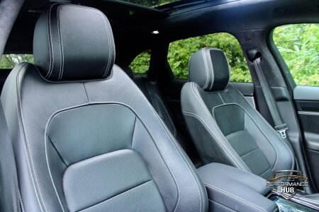 2019 JAGUAR F-PACE photo 6