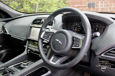 2020 JAGUAR F-PACE photo 7