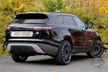 2018 LAND ROVER RANGE ROVER VELAR photo 4