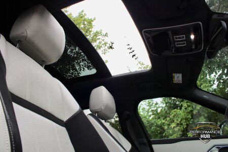 2018 LAND ROVER RANGE ROVER VELAR photo 12