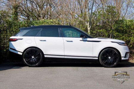 2018 LAND ROVER RANGE ROVER VELAR photo 3