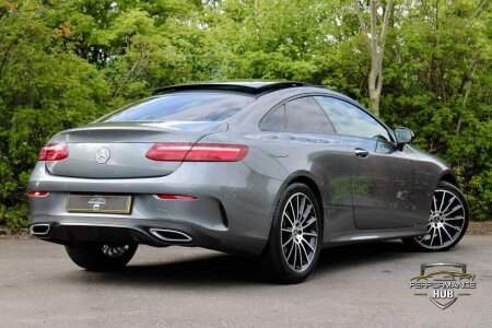 2019 MERCEDES-BENZ E CLASS photo 4