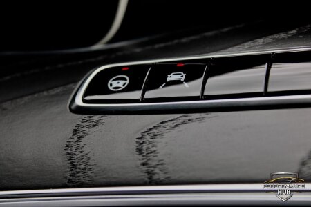 2019 MERCEDES-BENZ E CLASS photo 10