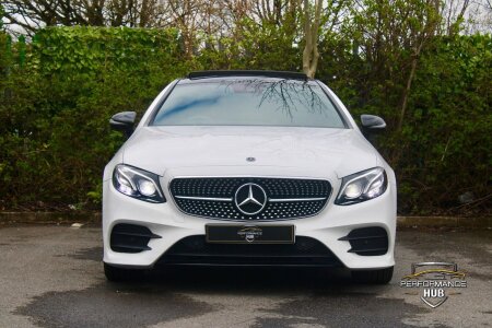 MERCEDES-BENZ E CLASS photo 2