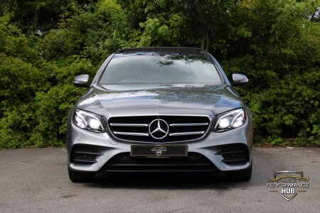 MERCEDES-BENZ E CLASS photo 2
