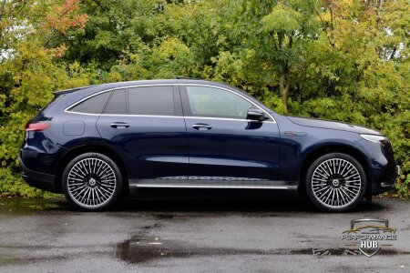 2020 MERCEDES-BENZ EQC photo 3