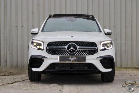 MERCEDES-BENZ GLB photo 2