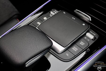 2021 MERCEDES-BENZ GLB photo 10