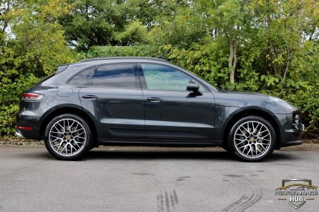 2019 PORSCHE MACAN photo 3