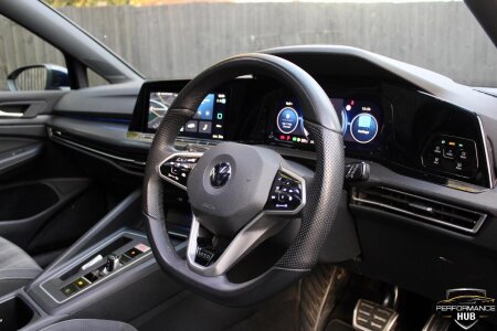 2022 VOLKSWAGEN GOLF photo 6