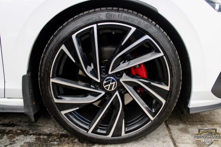 2024 VOLKSWAGEN GOLF photo 10