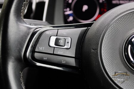 2017 VOLKSWAGEN GOLF photo 10