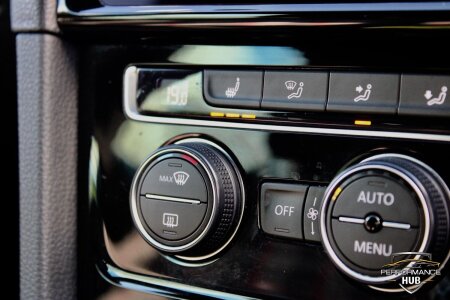 2018 VOLKSWAGEN GOLF photo 10