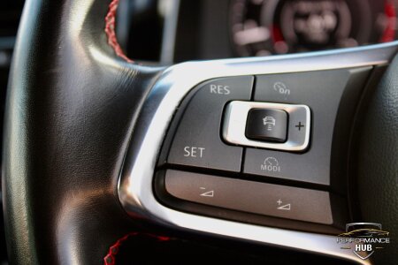 2018 VOLKSWAGEN GOLF photo 12