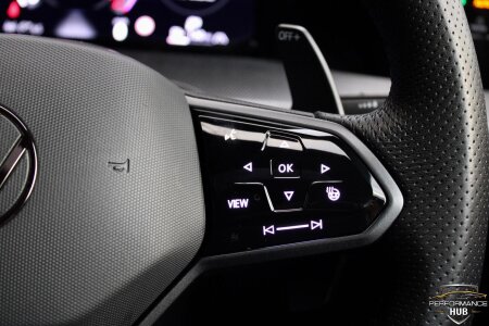 2025 VOLKSWAGEN GOLF photo 8