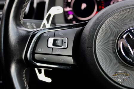 2017 VOLKSWAGEN GOLF photo 9