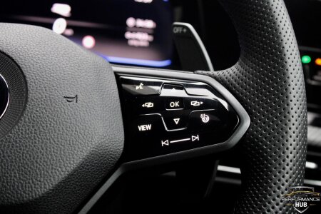 2022 VOLKSWAGEN GOLF photo 11