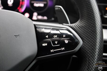 2024 VOLKSWAGEN GOLF photo 9