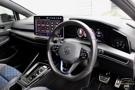 2024 VOLKSWAGEN GOLF photo 7