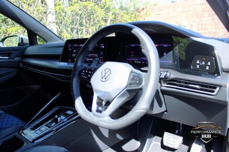 2024 VOLKSWAGEN GOLF photo 7