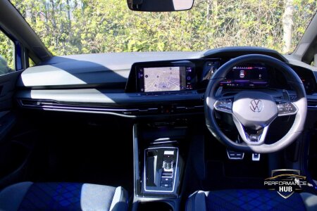 2024 VOLKSWAGEN GOLF photo 9