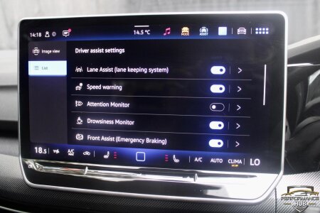 2025 VOLKSWAGEN GOLF photo 11