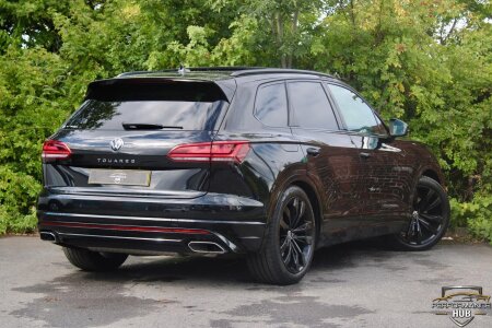2023 VOLKSWAGEN TOUAREG photo 4