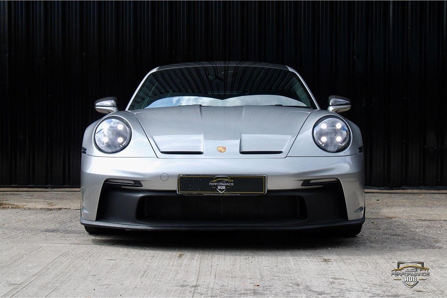 2023 Porsche 911 photo 2