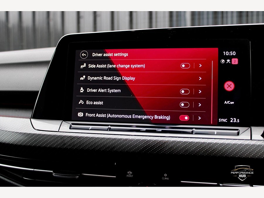 2022 Volkswagen Golf photo 13